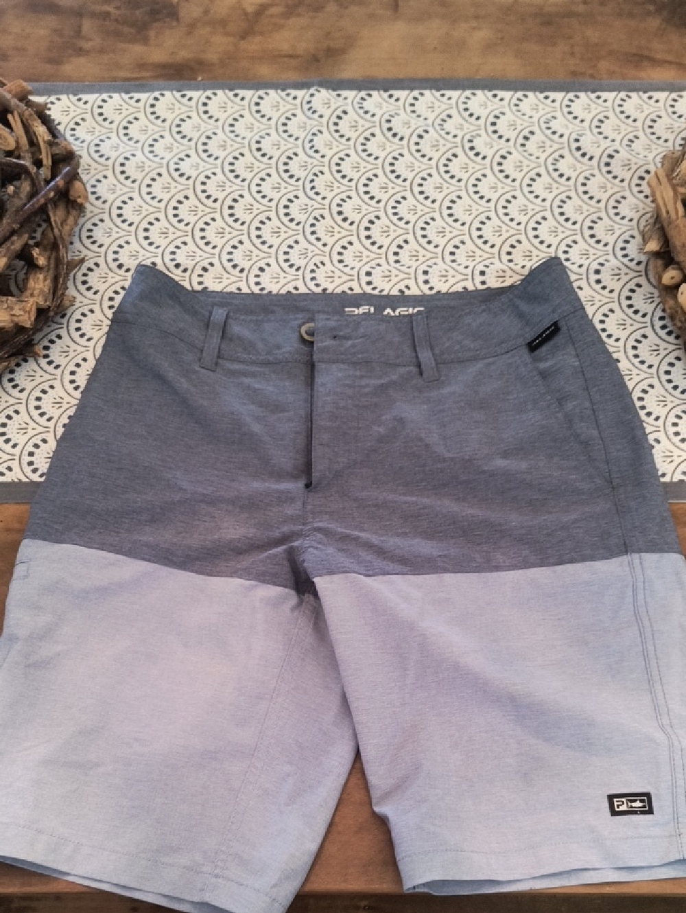 Pelagic Men's Swim Trunk Size 30